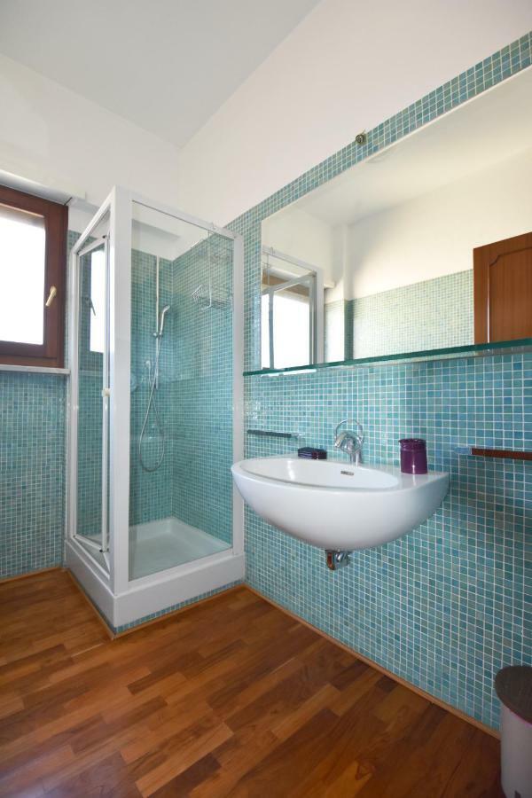 רומא Nice And Warm Rooms מראה חיצוני תמונה